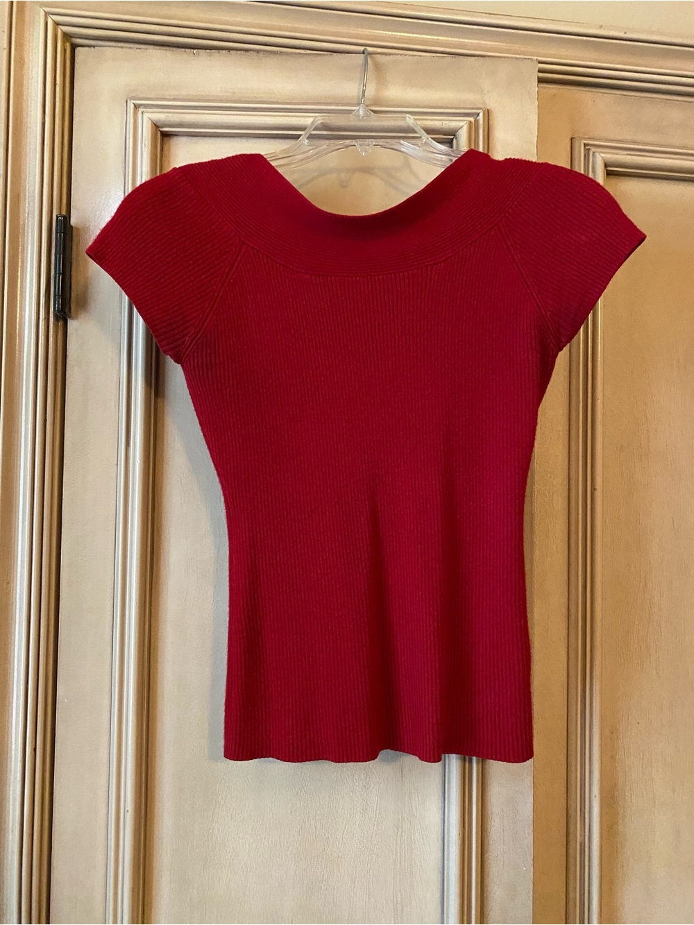 Allison Brittney Red Ribbed Boat Neck Top Women's Size M Short Sleeve Knit
